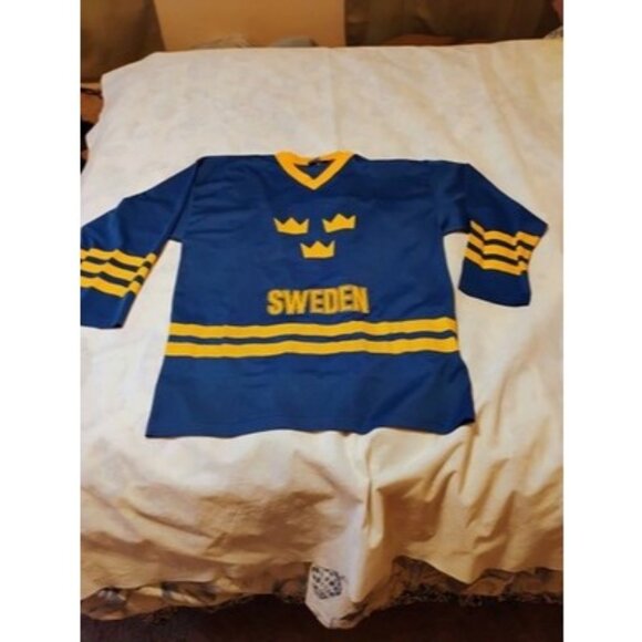 Sweden Swedish National Hockey Team Jersey Large Sundin #13 Oversized - Picture 2 of 7